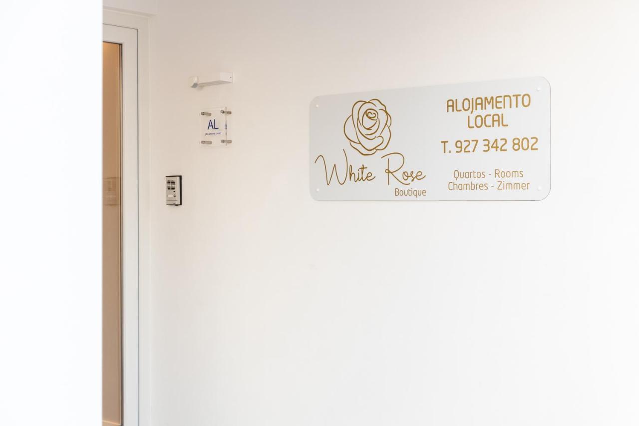 Alojamento White Rose Boutique Zambujeira do Mar Esterno foto